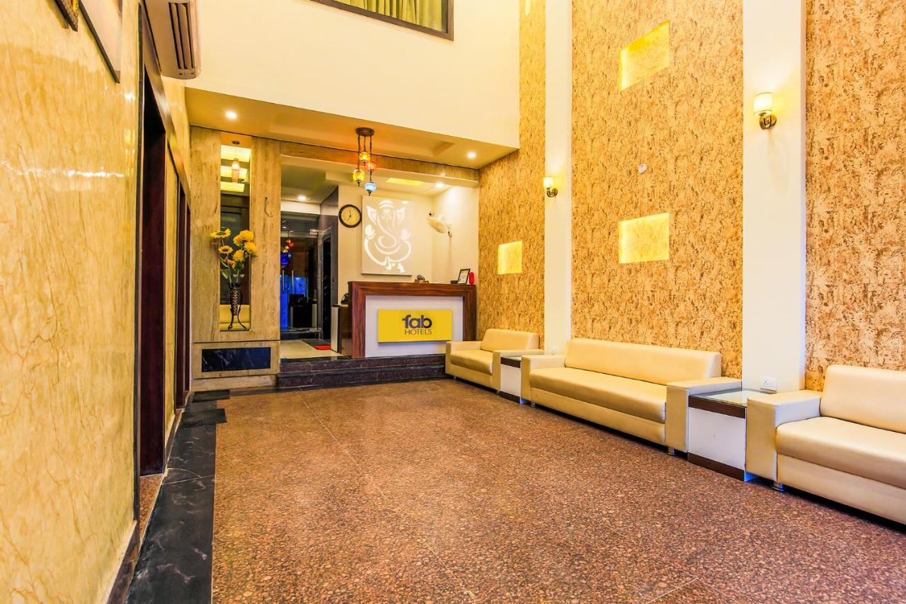 Fabhotel Star Of Taj Restobar Fatehabad Road Agra  Eksteriør billede