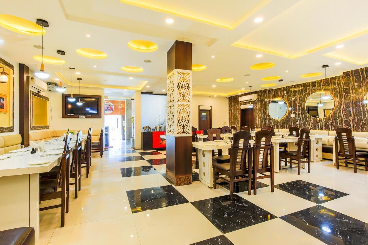 Fabhotel Star Of Taj Restobar Fatehabad Road Agra  Eksteriør billede